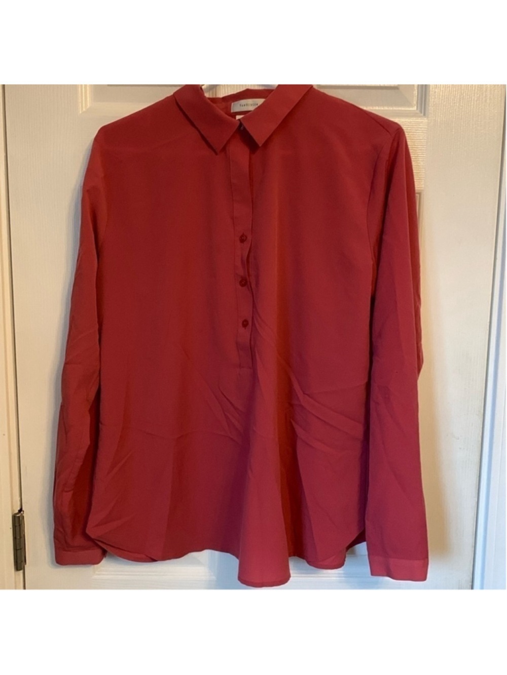 Van Heusen button down long sleeve blouse pink Large